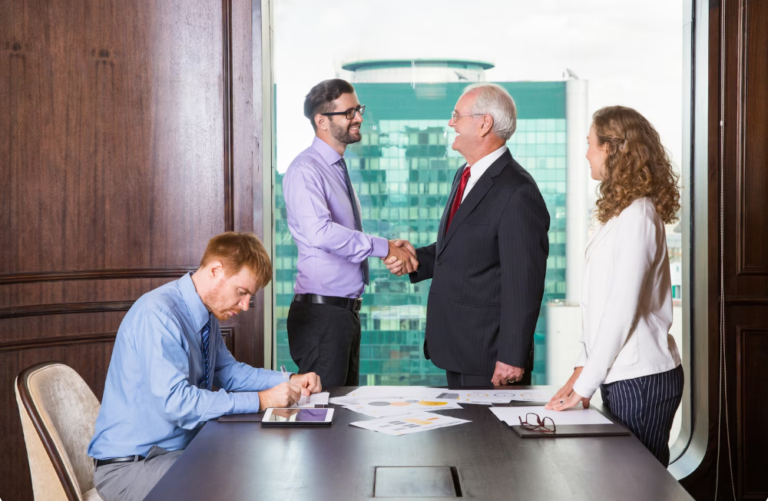 Why Partnering with Local Franchise Brokers Gives You a Competitive Edge